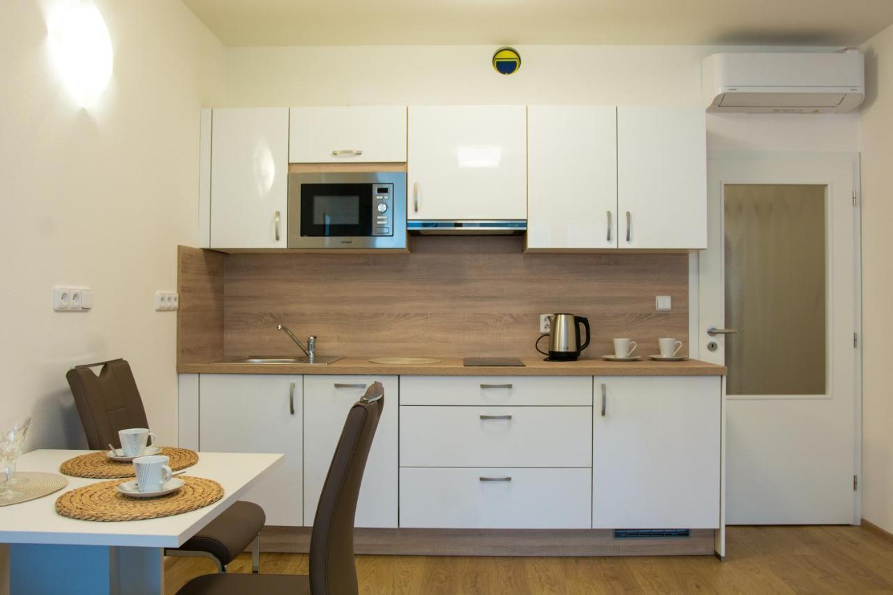 Apartmany Viva Třeboň Exteriör bild