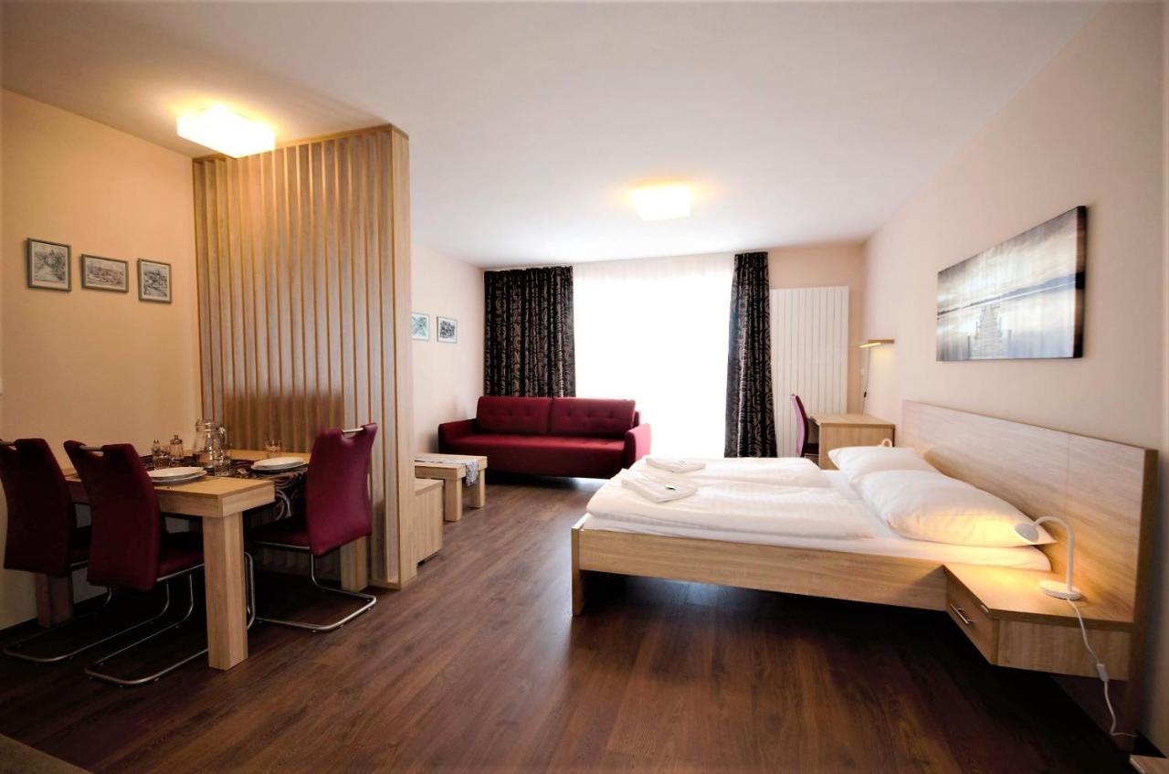 Apartmany Viva Třeboň Exteriör bild
