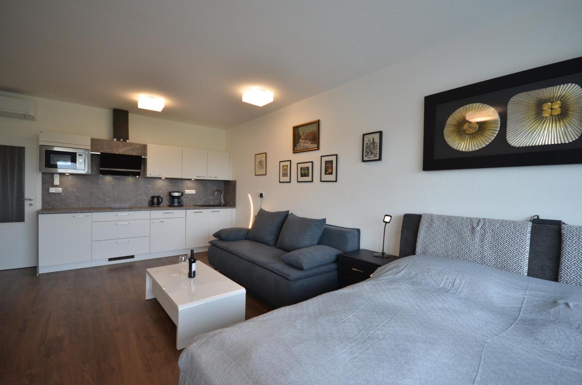 Apartmany Viva Třeboň Exteriör bild