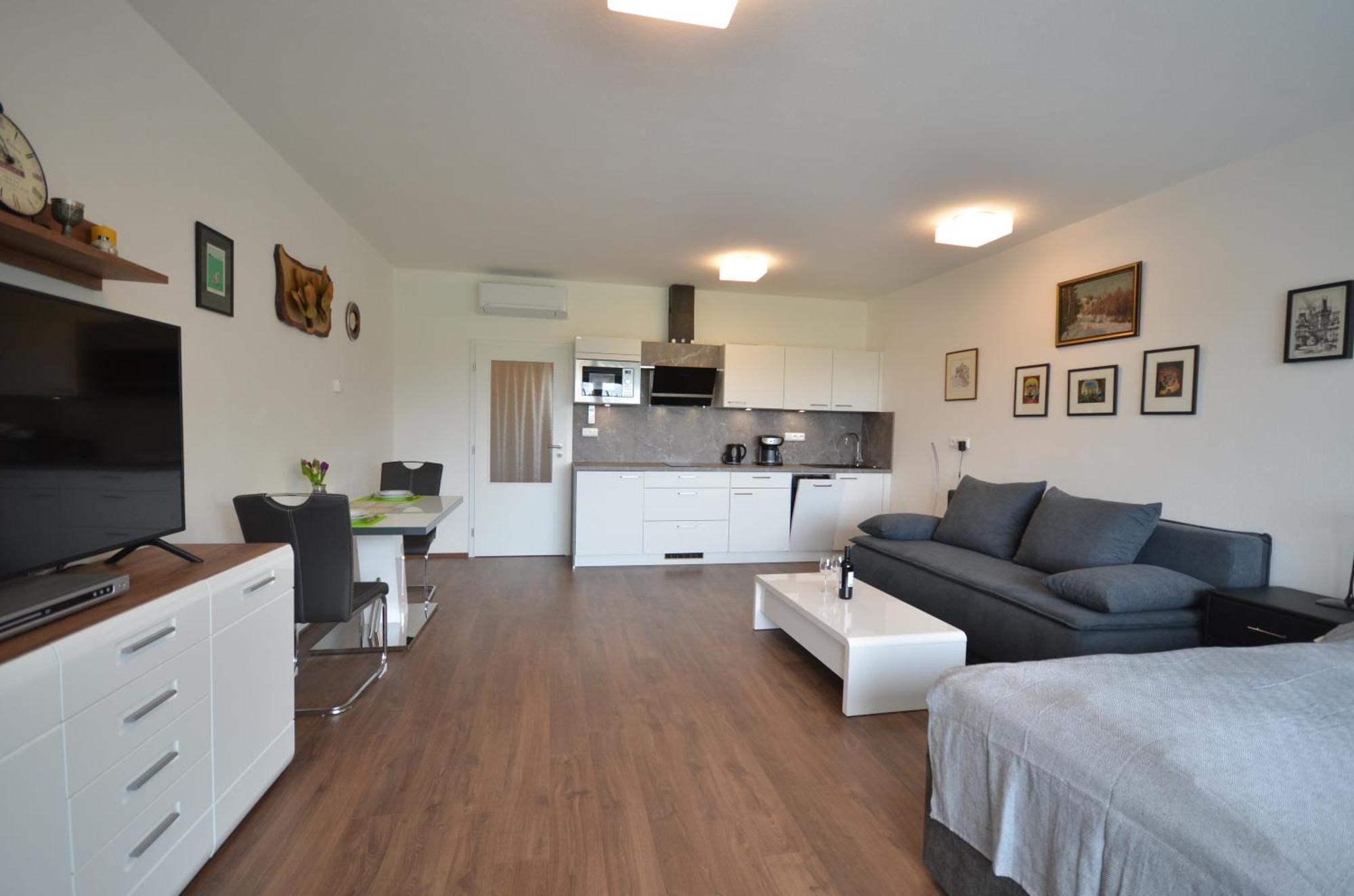 Apartmany Viva Třeboň Exteriör bild