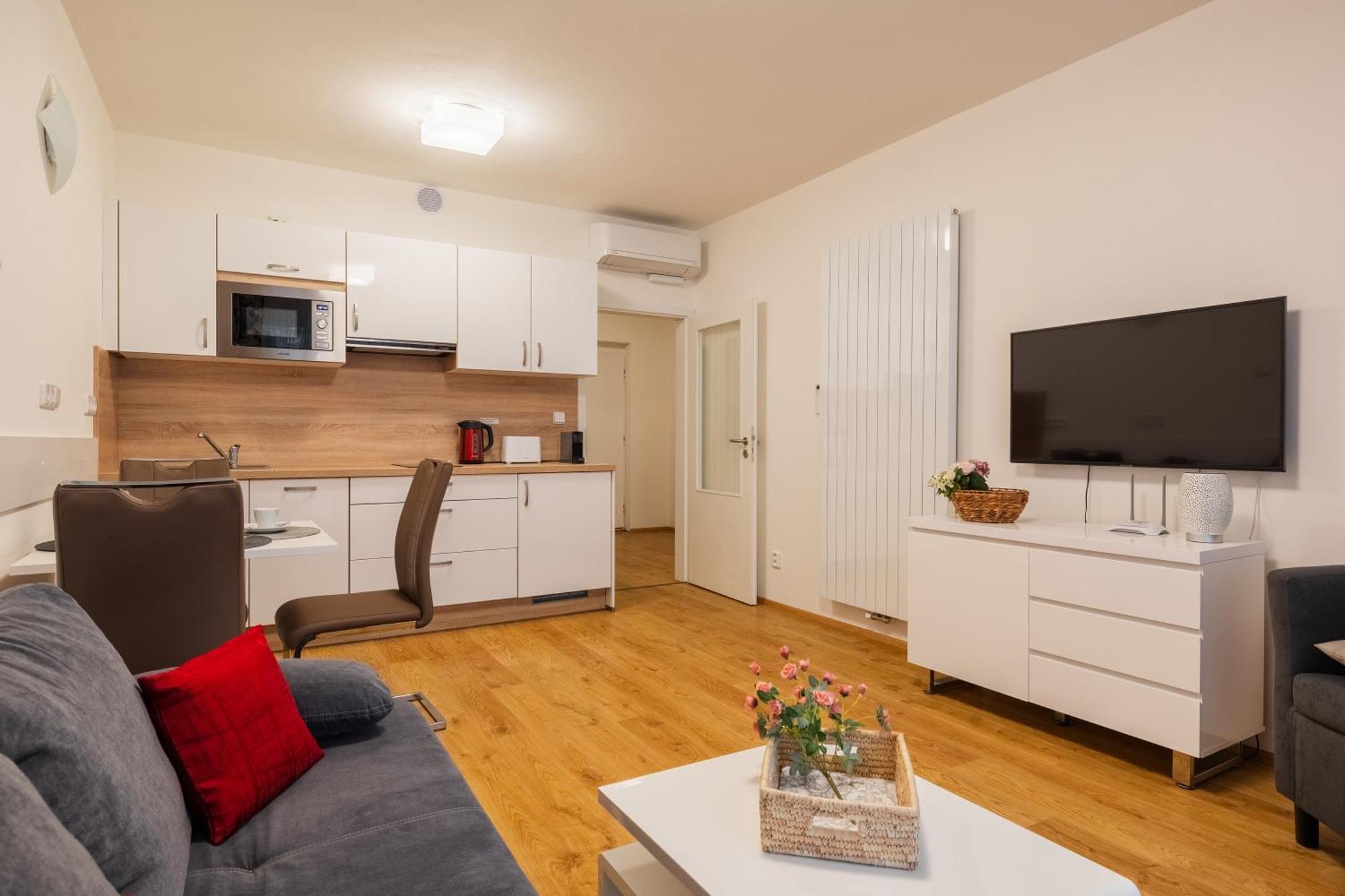 Apartmany Viva Třeboň Exteriör bild
